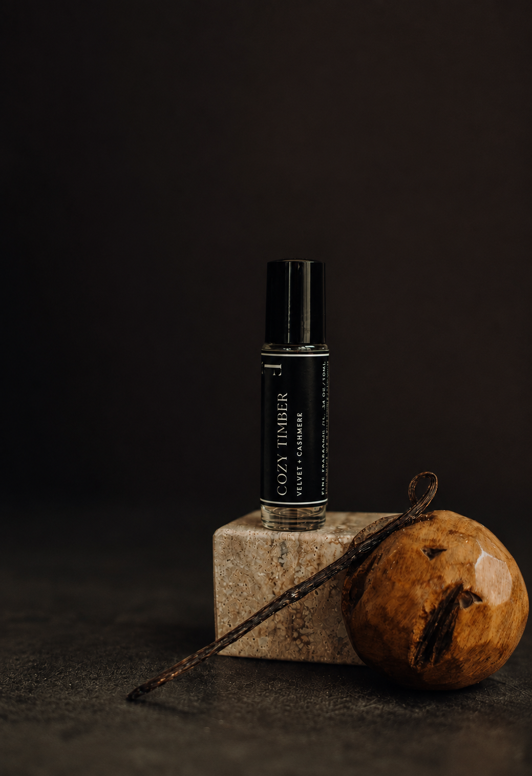 Cozy Timber Perfume Roller