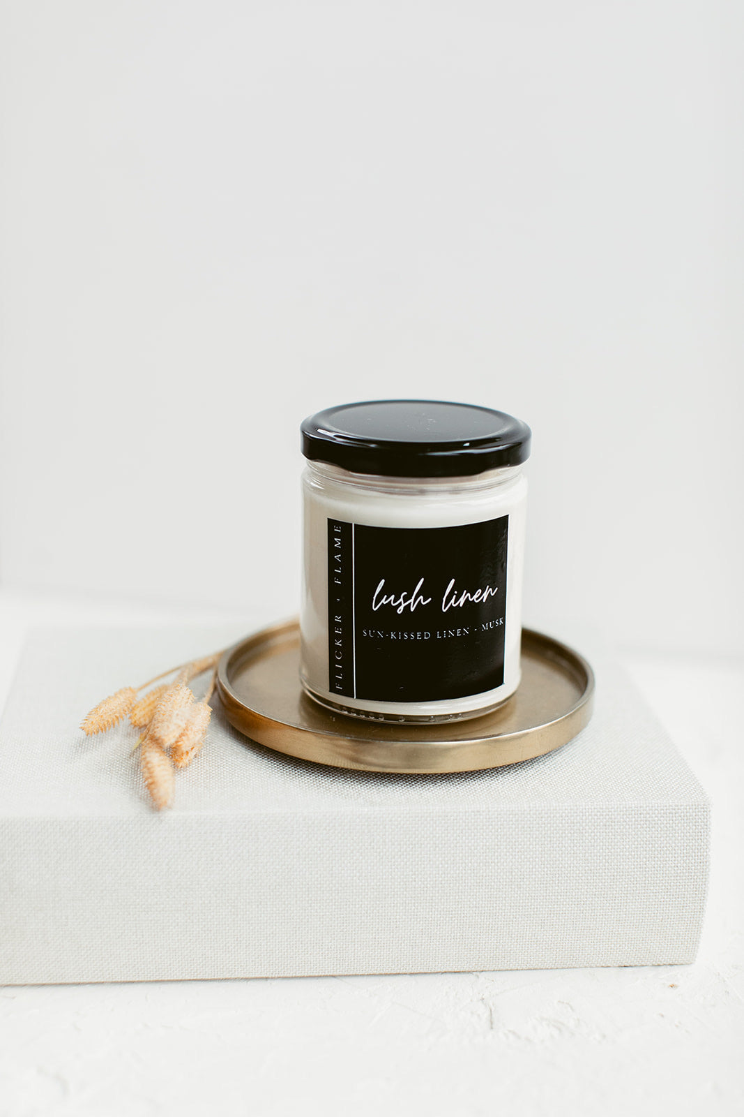 Lush Linen Candle